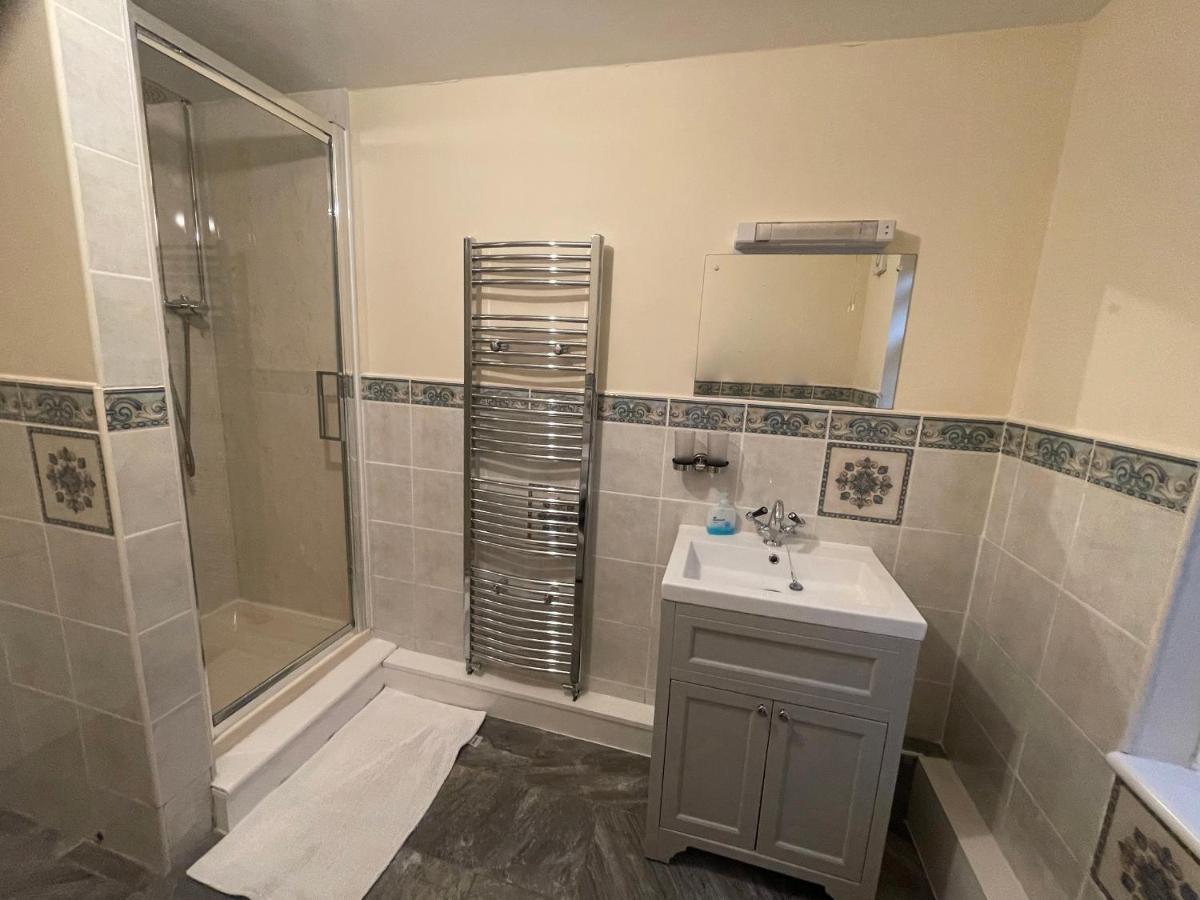 Ffynnonlwyd Cottage Llangynin Zewnętrze zdjęcie